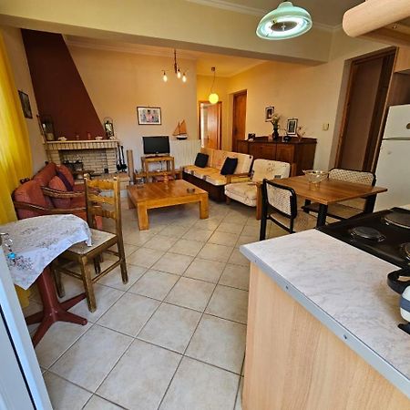 Appartement Eva'S à Poros  Extérieur photo