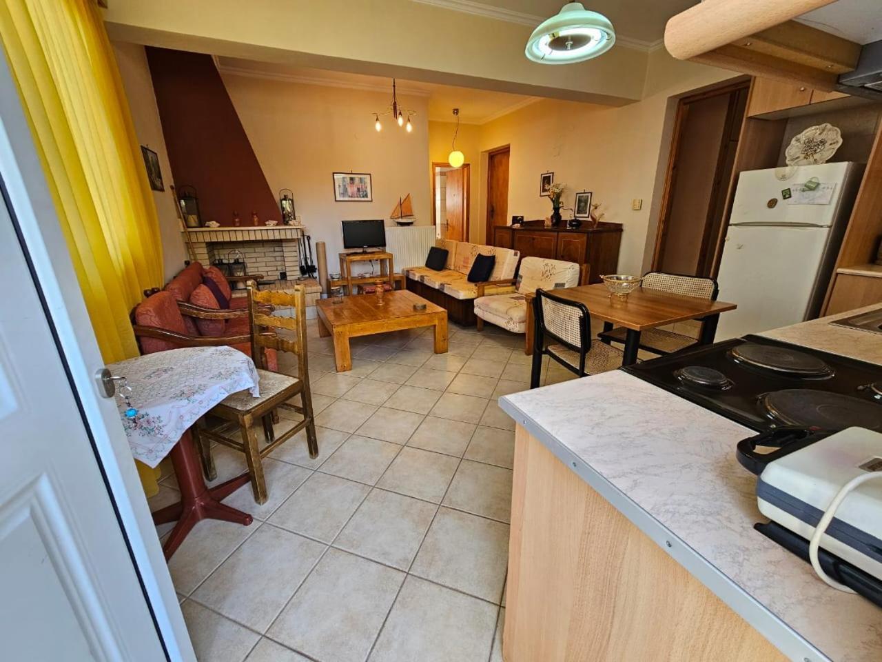 Appartement Eva'S à Poros  Extérieur photo